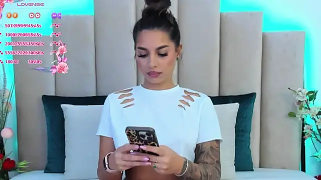 Snapshot of Brianna_Wilson chatting on November 2, 2025, 6:24 pm Brianna Wilson online show from November 2, 2025, 6:24 pm