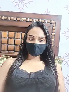 Snapshot of Yours-Bebo chatting on June 8, 2026, 6:03 am Yours-Bebo online show from June 8, 2026, 6:03 am