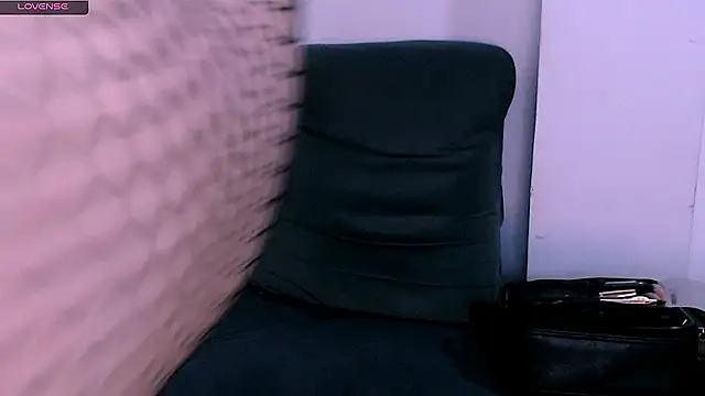 Snapshot of sofi-rojas1 chatting on March 28, 2026, 7:15 pm sofi-rojas1 online show from March 28, 2026, 7:15 pm