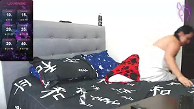 Snapshot of MagicStephany_ chatting on February 10, 2026, 12:26 pm MagicStephany online show from February 10, 2026, 12:26 pm