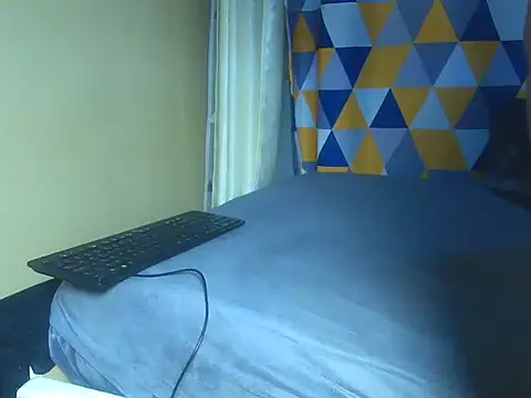 Mila Melanie online show from January 18, 2026, 5:27 pm