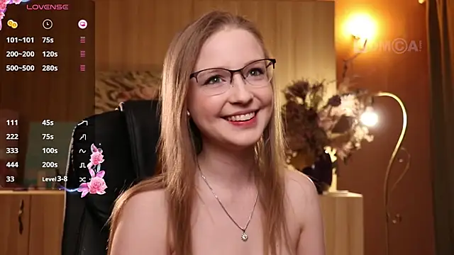 Snapshot of steffania- chatting on February 17, 2025, 12:11 am steffania- online show from February 17, 2025, 12:11 am