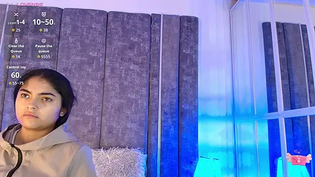 Snapshot of GiselOrtiz chatting on December 23, 2025, 10:36 am GiselOrtiz online show from December 23, 2025, 10:36 am