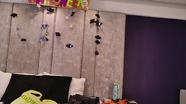 Snapshot of GiselOrtiz chatting on October 30, 2025, 10:35 am GiselOrtiz online show from October 30, 2025, 10:35 am