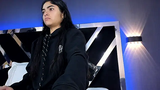 Snapshot of GiselOrtiz chatting on June 23, 2026, 11:08 am GiselOrtiz online show from June 23, 2026, 11:08 am