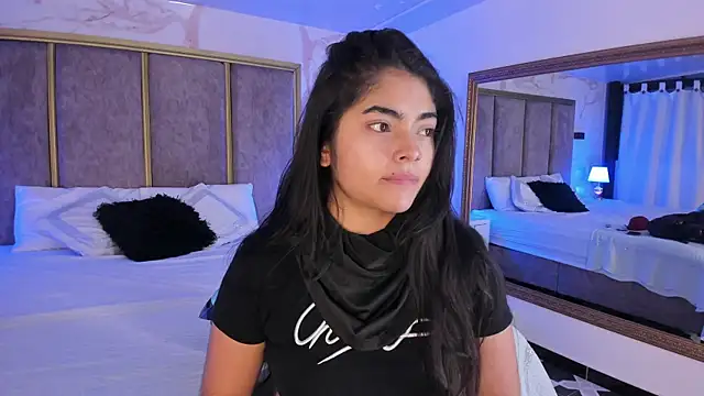 Snapshot of GiselOrtiz chatting on December 16, 2025, 10:30 am GiselOrtiz online show from December 16, 2025, 10:30 am