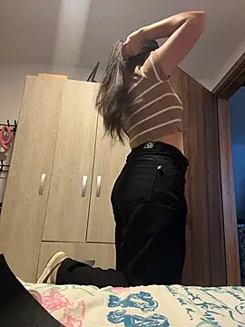 Snapshot of GiselOrtiz chatting on December 17, 2025, 11:15 am GiselOrtiz online show from December 17, 2025, 11:15 am