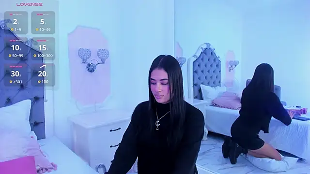 Snapshot of Jasmine55__ chatting on January 29, 2025, 3:54 am Jasmine55 online show from January 29, 2025, 3:54 am