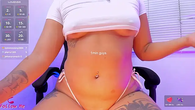 LouaneBourVip online show from June 3, 2026, 2:33 pm