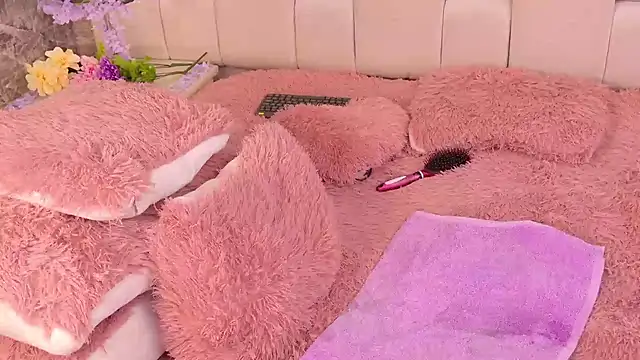 ZendayaGrey online show from September 13, 2025, 10:15 am