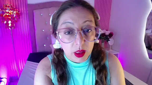 AnnadirtyXo online show from March 2, 2026, 5:08 am