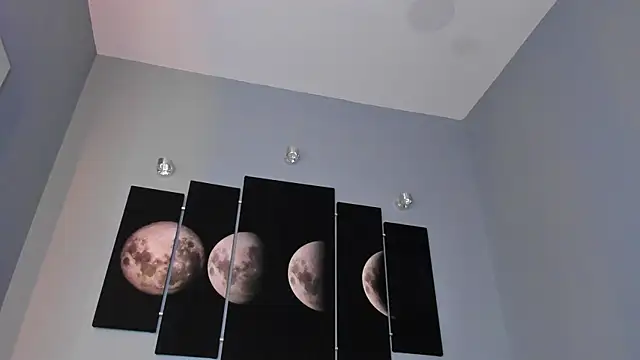 Snapshot of megan_woll chatting on November 23, 2025, 6:29 pm megan woll online show from November 23, 2025, 6:29 pm