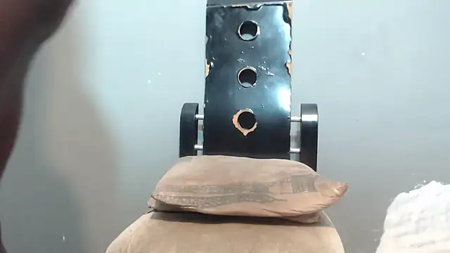 Snapshot of Amazing12inch chatting on March 15, 2025, 7:48 pm Amazing12inch online show from March 15, 2025, 7:48 pm