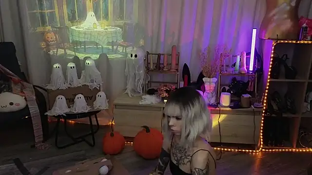 Kerry Kirk online show from October 24, 2025, 11:26 pm