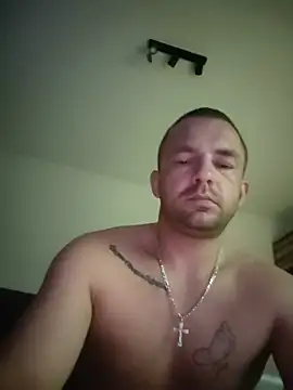 Snapshot of magicSeX4You chatting on June 9, 2026, 10:44 pm magicSeX4You online show from June 9, 2026, 10:44 pm