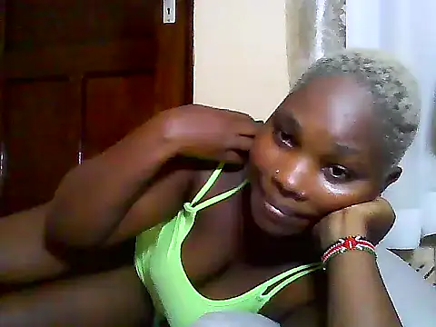Snapshot of SexyKimberly23 chatting on April 29, 2026, 5:55 am SexyKimberly23 online show from April 29, 2026, 5:55 am