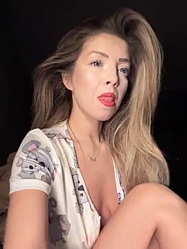 Snapshot of SonyaD_ chatting on February 7, 2025, 1:58 am SonyaD online show from February 7, 2025, 1:58 am