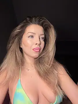 Snapshot of SonyaD_ chatting on February 3, 2025, 2:03 am SonyaD online show from February 3, 2025, 2:03 am