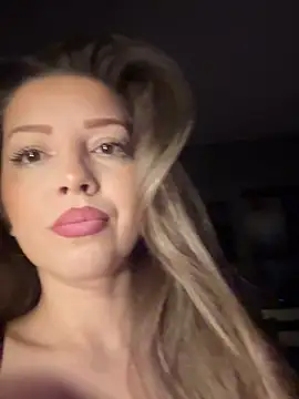 Snapshot of SonyaD_ chatting on May 10, 2026, 2:26 am SonyaD online show from May 10, 2026, 2:26 am