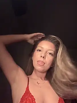 Snapshot of SonyaD_ chatting on October 4, 2025, 1:51 am SonyaD online show from October 4, 2025, 1:51 am