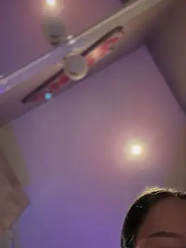 Snapshot of wow_Mia chatting on September 8, 2025, 3:44 pm wow Mia online show from September 8, 2025, 3:44 pm