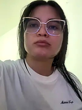 CamilaSofiia online show from December 17, 2025, 12:26 am