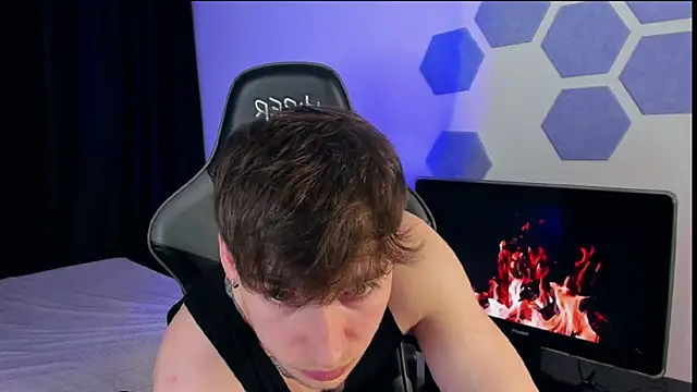 Chris Tyson online show from March 18, 2025, 1:13 am