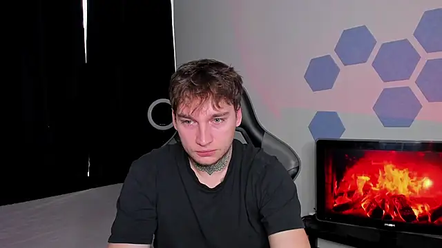 Chris Tyson online show from October 7, 2025, 11:22 am