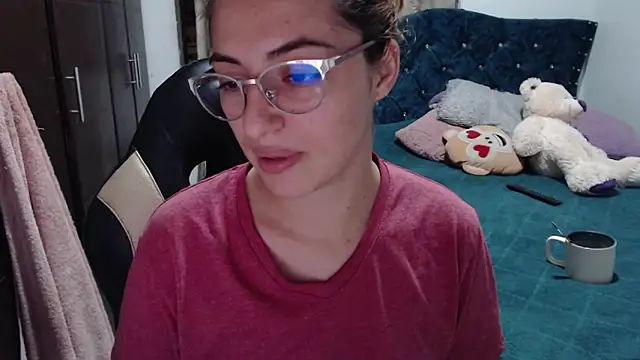 Snapshot of Kate_lorens9 chatting on January 17, 2026, 1:20 am Kate lorens9 online show from January 17, 2026, 1:20 am