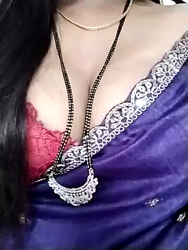 Snapshot of Karin-007 chatting on December 16, 2025, 3:33 am Karin-007 online show from December 16, 2025, 3:33 am