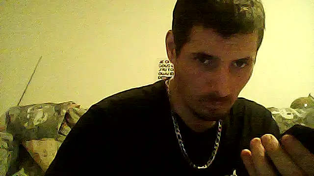 Snapshot of Darkos667 chatting on September 29, 2025, 7:19 pm Darkos667 online show from September 29, 2025, 7:19 pm