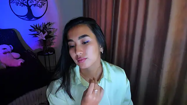 worldofkim online show from October 26, 2025, 9:31 am