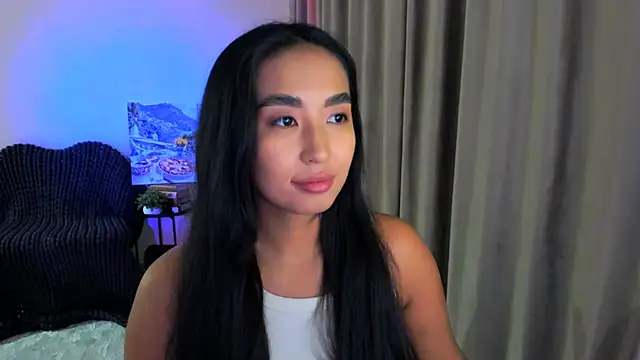 worldofkim online show from February 10, 2025, 9:04 pm