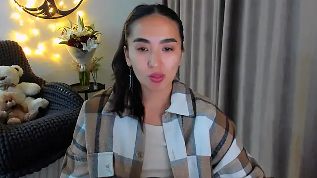 worldofkim online show from February 20, 2026, 10:33 pm