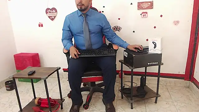 Snapshot of KalethBigDick chatting on February 13, 2026, 9:48 pm KalethBigDick online show from February 13, 2026, 9:48 pm