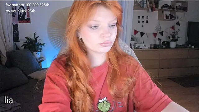 Snapshot of lil_lia chatting on November 27, 2025, 9:15 pm lil lia online show from November 27, 2025, 9:15 pm