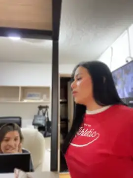 Miah gomez  online show from April 15, 2026, 6:34 pm