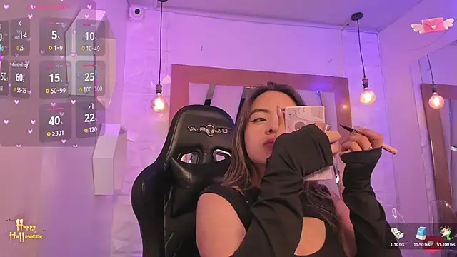 ary cooper  online show from November 15, 2025, 12:31 pm