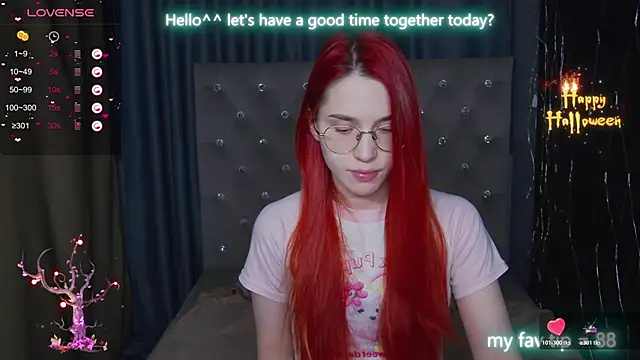 Snapshot of EmilyKents chatting on October 18, 2025, 12:56 am EmilyKents online show from October 18, 2025, 12:56 am