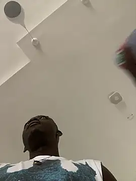 Snapshot of BigBrotherFreak chatting on January 15, 2026, 10:18 am BigBrotherFreak online show from January 15, 2026, 10:18 am