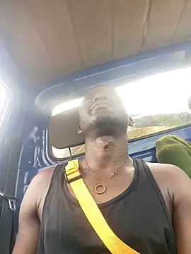 Snapshot of BigBrotherFreak chatting on February 19, 2026, 12:35 pm BigBrotherFreak online show from February 19, 2026, 12:35 pm