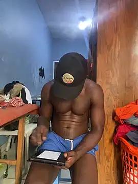 Snapshot of BigBrotherFreak chatting on October 30, 2025, 8:23 am BigBrotherFreak online show from October 30, 2025, 8:23 am