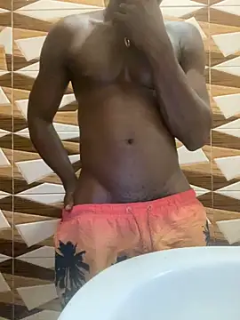 Snapshot of BigBrotherFreak chatting on November 28, 2025, 4:07 pm BigBrotherFreak online show from November 28, 2025, 4:07 pm