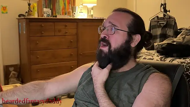 Snapshot of Seraph_De_La_Luna chatting on December 22, 2025, 6:02 am Seraph De La Luna online show from December 22, 2025, 6:02 am