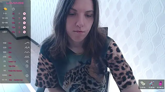 LisaHeart online show from March 12, 2026, 11:47 am