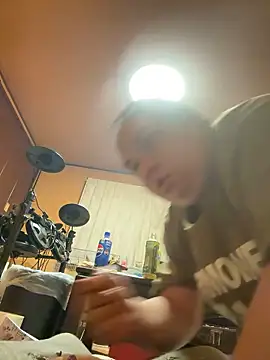 punk0805 online show from September 15, 2025, 10:59 am