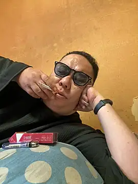 Snapshot of punk0805 chatting on March 25, 2026, 4:23 am punk0805 online show from March 25, 2026, 4:23 am