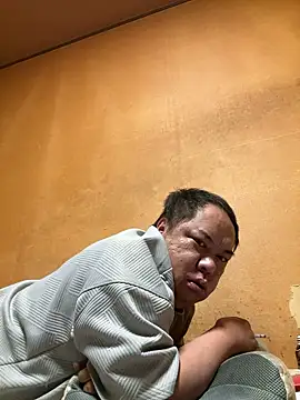 punk0805 online show from September 19, 2025, 1:37 pm