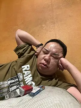 Snapshot of punk0805 chatting on April 12, 2026, 11:57 am punk0805 online show from April 12, 2026, 11:57 am