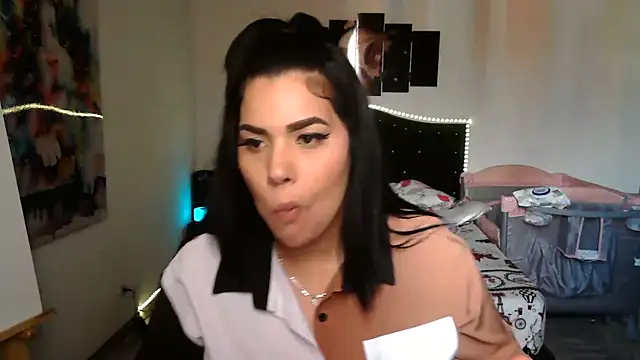 CarolinaRincon online show from October 1, 2025, 9:29 pm